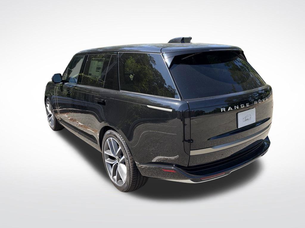 New 2026 Land Rover Range Rover Long Wheelbase SE AWD/4WD image 6