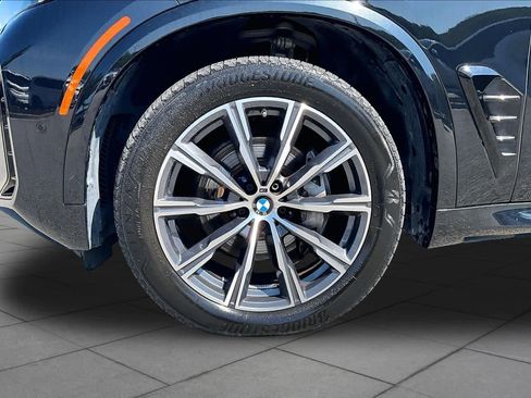 Used 2025 BMW X5 xDrive40i AWD/4WD image 10