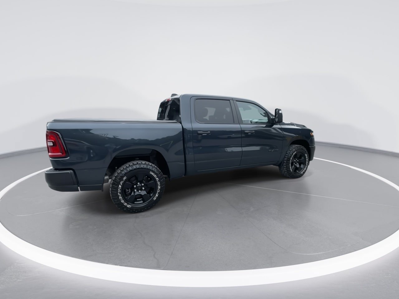 Used 2025 RAM 1500 Warlock AWD/4WD image 8