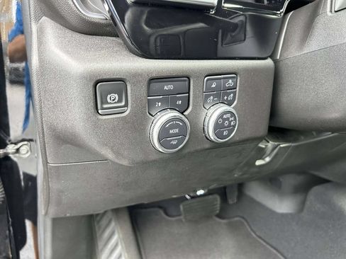 Used 2025 GMC Sierra 1500 SLT AWD/4WD image 20