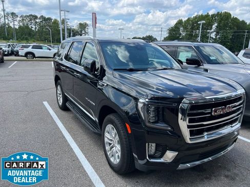 Used 2024 GMC Yukon SLT w/ SLT Luxury Package RWD image 1