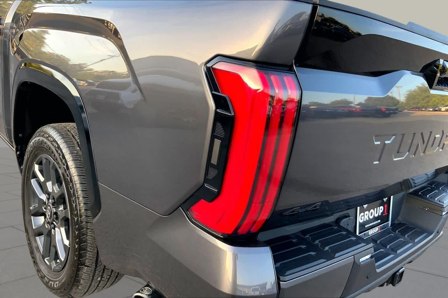 Used 2025 Toyota Tundra Platinum AWD/4WD image 29