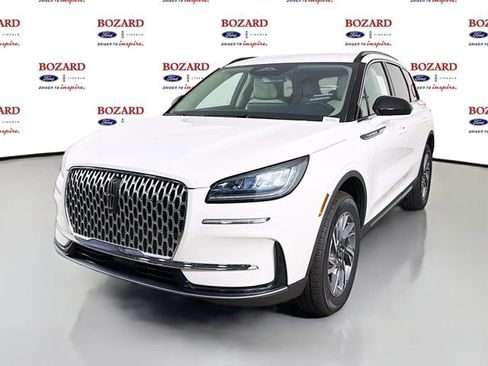 New 2026 Lincoln Corsair Premiere FWD image 4