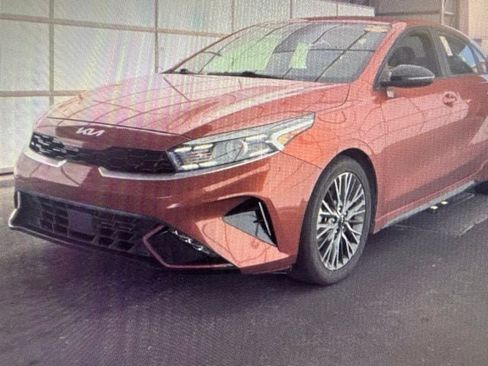 Used 2023 Kia Forte GT-Line w/ GT-Line Premium Package FWD image 3