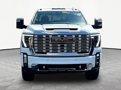 Used 2026 GMC Sierra 2500 Denali w/ Denali Reserve Package AWD/4WD image 2