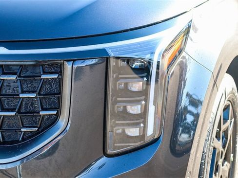 New 2025 Kia Carnival SX Prestige image 5