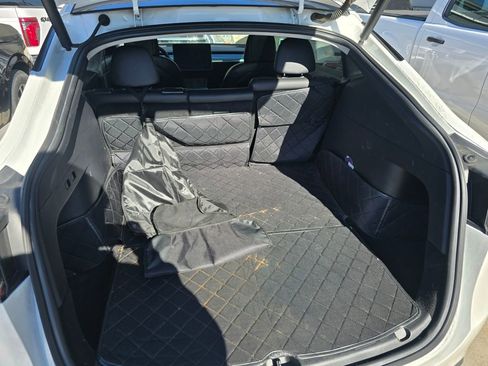 Used 2021 Tesla Model Y Performance image 15