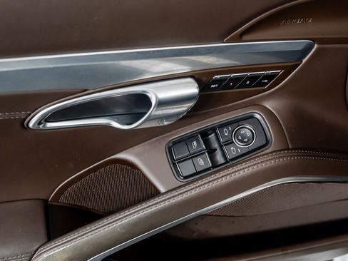 Used 2019 Porsche 911 Targa 4 GTS image 43