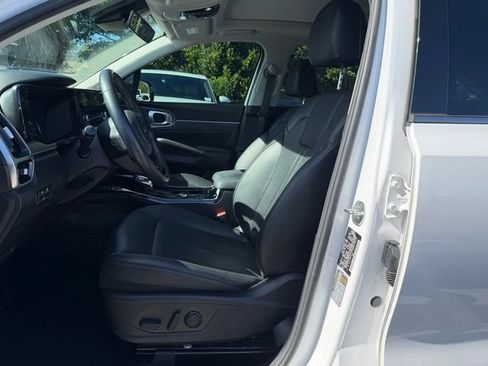 Used 2022 Kia Sorento SX FWD image 11