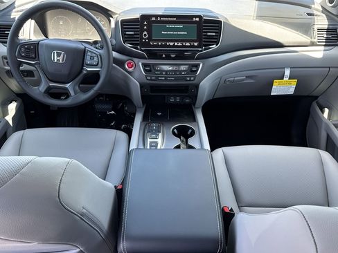 New 2025 Honda Ridgeline RTL image 10