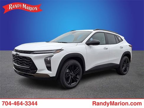 New 2026 Chevrolet Trax ACTIV image 1