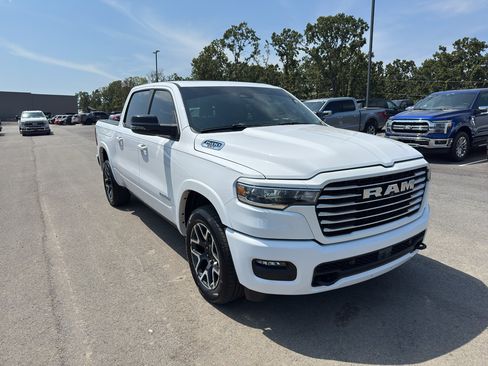 Used 2025 RAM 1500 Laramie w/ Laramie Southwest Edition AWD/4WD image 3