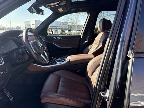Used 2019 BMW X5 xDrive40i w/ M Sport Package image 10