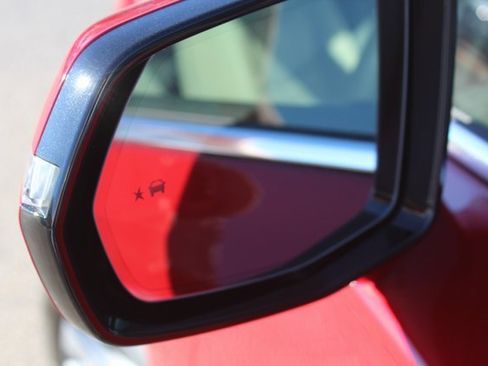 Used 2023 Cadillac XT6 Premium Luxury w/ Technology Package image 14