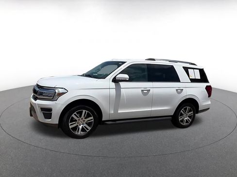 Used 2024 Ford Expedition Limited AWD/4WD image 9