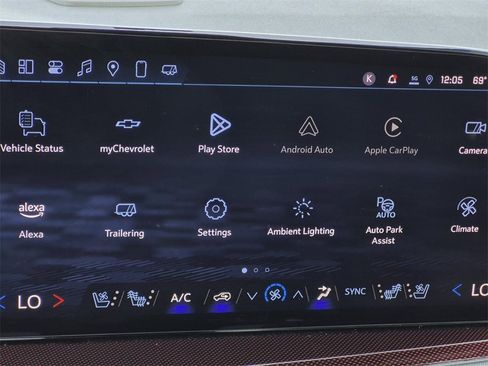 Certified 2025 Chevrolet Traverse RS w/ LPO, Floor Liner Package image 27