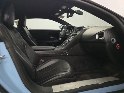 Used 2018 Aston Martin DB11 V12 image 14