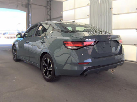 Used 2024 Nissan Sentra SV FWD image 4