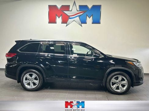 Used 2017 Toyota Highlander Limited w/ Protection Package #3 AWD/4WD image 1