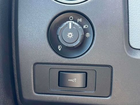 Used 2014 Ford F150 XLT w/ Equipment Group 302A Luxury AWD/4WD image 10