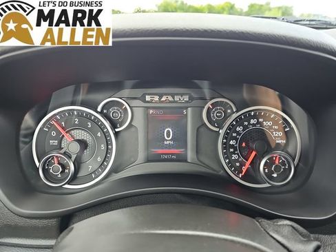 Used 2025 RAM 2500 Big Horn AWD/4WD image 11