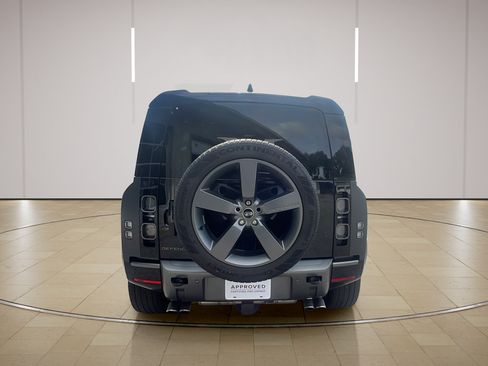 Used 2024 Land Rover Defender 110 Carpathian Edition AWD/4WD image 6
