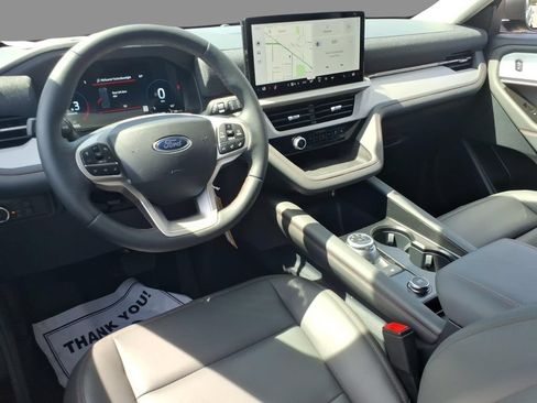 New 2026 Ford Explorer Active w/ Active Comfort Package AWD/4WD image 6