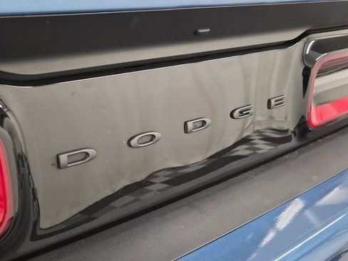 Used 2023 Dodge Challenger GT w/ Plus Package image 7
