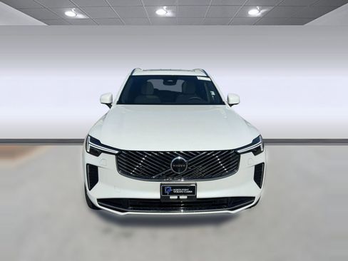 Certified 2025 Volvo XC90 B6 Plus w/ Protection Package Premier image 6