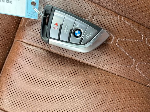 Certified 2023 BMW X5 xDrive40i w/ Executive Package AWD/4WD image 36
