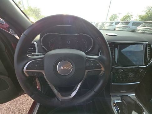 Used 2019 Jeep Grand Cherokee Limited AWD/4WD image 22