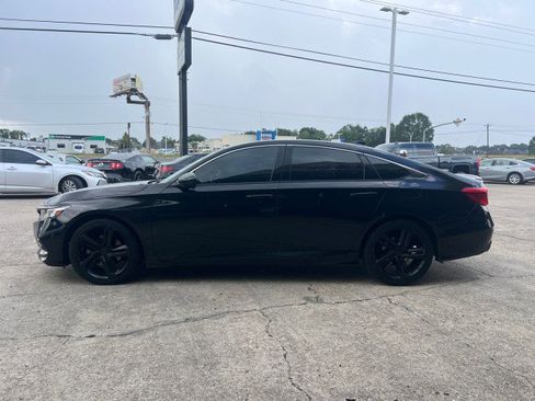 Used 2019 Honda Accord Sport image 8