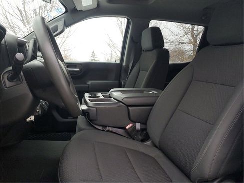 Used 2021 Chevrolet Silverado 1500 Custom Trail Boss w/ LPO, Dark Essentials Package image 7