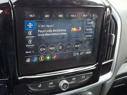 Used 2023 Chevrolet Traverse LT image 21