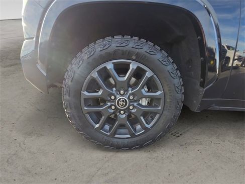 Used 2022 Toyota Tundra Platinum image 14