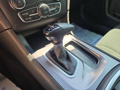 Used 2023 Dodge Charger SXT AWD/4WD image 25