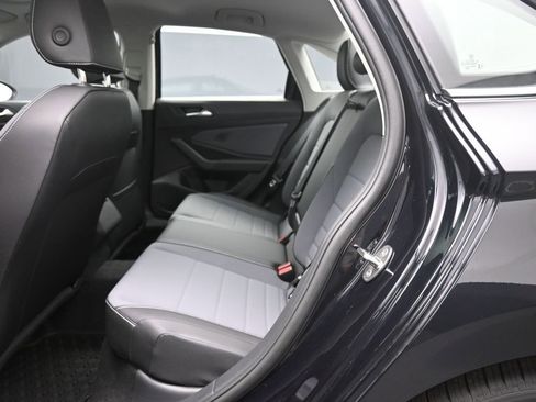 New 2026 Volkswagen Jetta SE FWD image 21