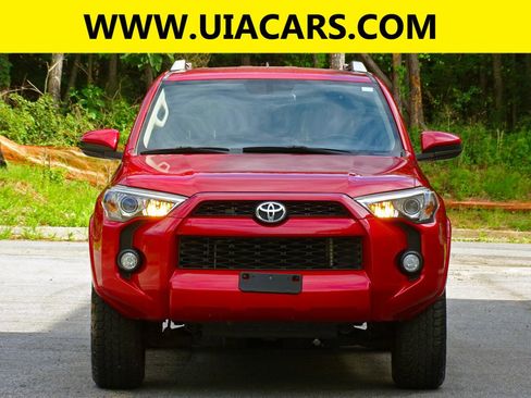 Used 2018 Toyota 4Runner SR5 RWD image 3