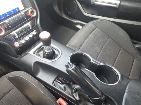 Used 2017 Ford Mustang Coupe RWD image 38