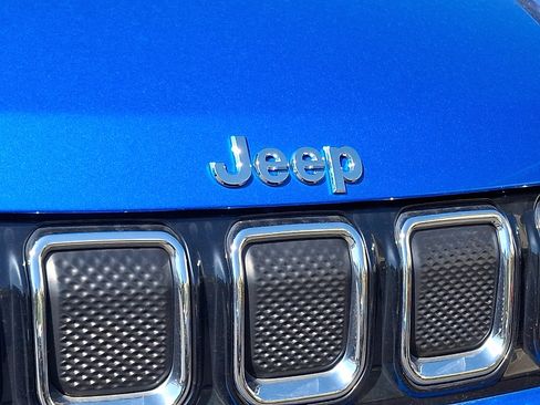 Certified 2022 Jeep Compass Limited AWD/4WD image 32