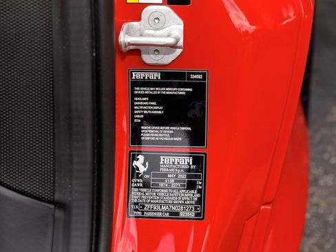 Used 2022 Ferrari F8 Tributo RWD image 21