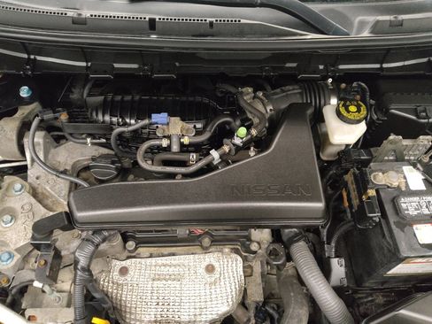 Used 2018 Nissan Rogue S image 30