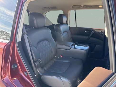 Used 2024 Nissan Armada Platinum w/ Captain's Chairs Package image 38