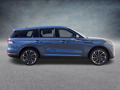 New 2026 Lincoln Aviator Reserve w/ Luxury Package image 8