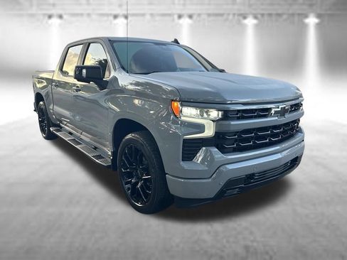 Used 2024 Chevrolet Silverado 1500 RST w/ Convenience Package II RWD image 2