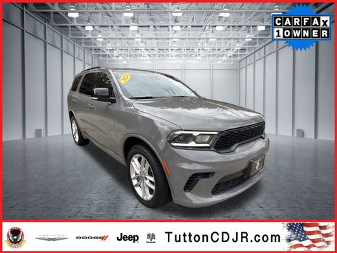 Used 2024 Dodge Durango GT image 1