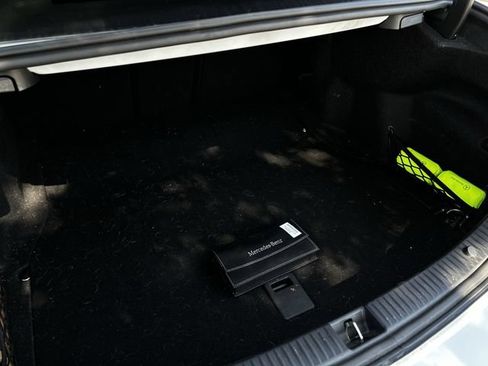 Used 2019 Mercedes-Benz C 300 Sedan image 35