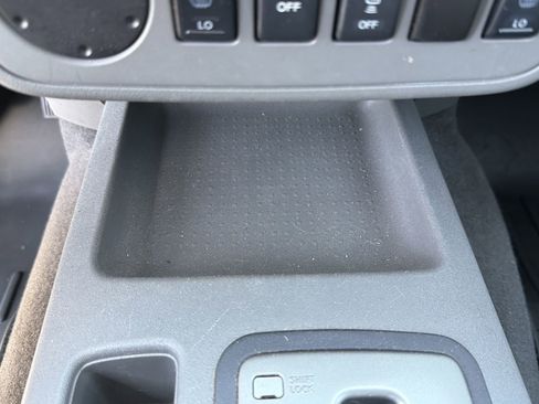 Used 2019 Nissan Frontier SV w/ Value Truck Package RWD image 4