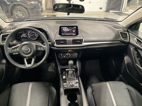 Used 2017 MAZDA MAZDA3 Sport w/ Preferred Equipment Package image 11
