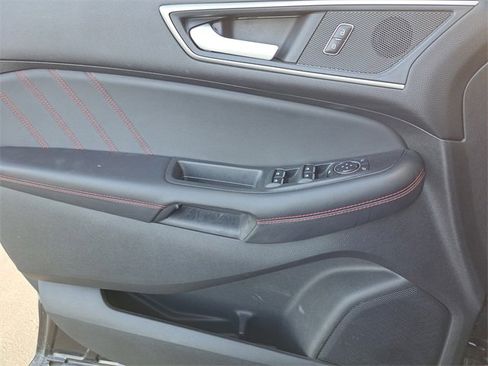 Certified 2024 Ford Edge ST-Line image 20